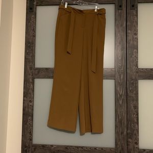 Chico’s Wide leg pants with belt. Size 1 (equivalent to size 8).